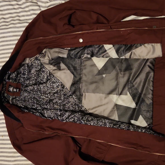 Volcom lightweight jacket - Picture 2 of 5